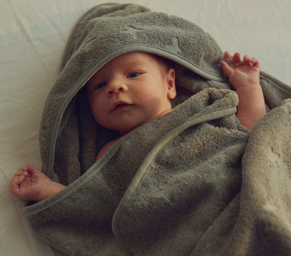 Baby towel hood - 70x70 cm - Mineral green - Bilde 2